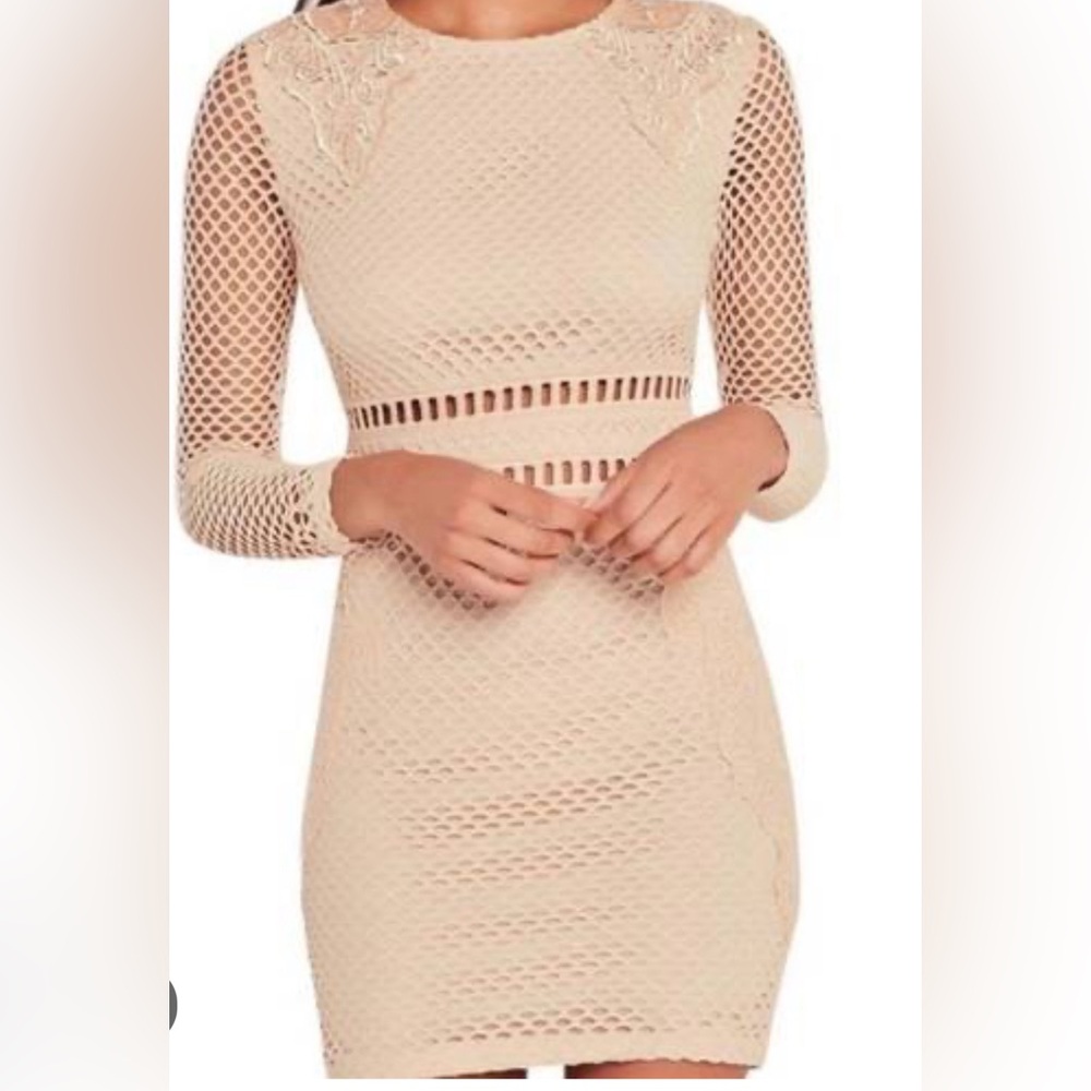 Carli Bybel Bodycon dress size 4 cream colored  bodycon crocheted look with lace